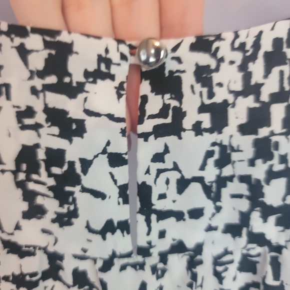 White House Black Market Romper - Picture 6 of 8